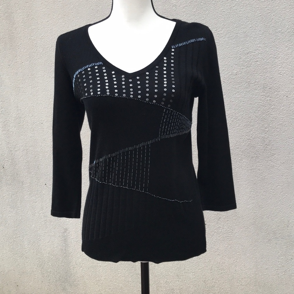 Emma James black sweater medium